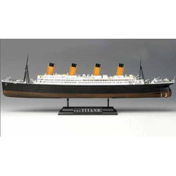 ACADEMY R.M.S. TITANIC...