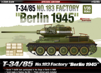 ACADEMY T-34/85 No.183...